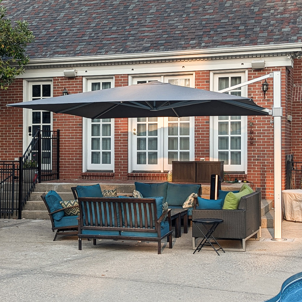 13' x 13' Cantilever Square | Umbrellas